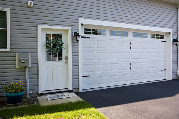 24/7 Emergency Garage Door Roller Replacement experts in Brewer, ME